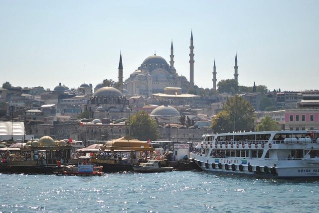Enigmatic Wonders in Istanbul 🕌🌉