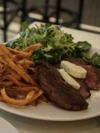 Boston | The must try seafood restaurant with good mussels