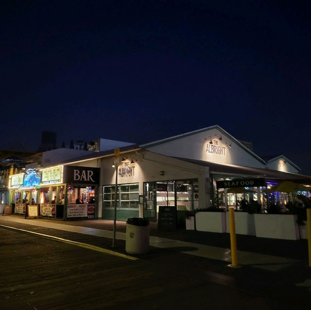 🌊✨ Experience the Magic of Santa Monica Pier! 🎡🌅