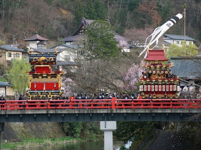 Takayama: a mountainous city still preserving the best traditional Japanese culture