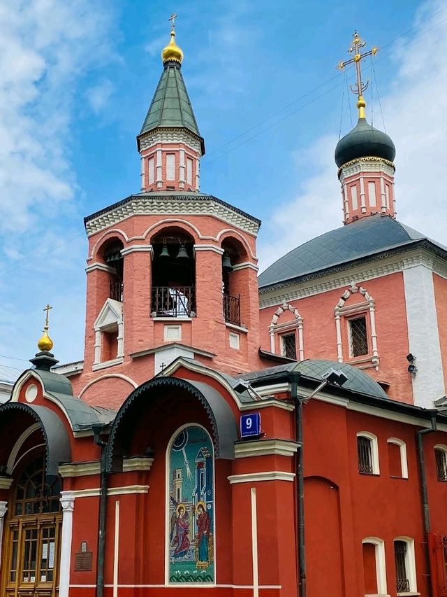 Church of St. George the Victorious in Starye Luchniki: A Hidden Spiritual Corner of Moscow