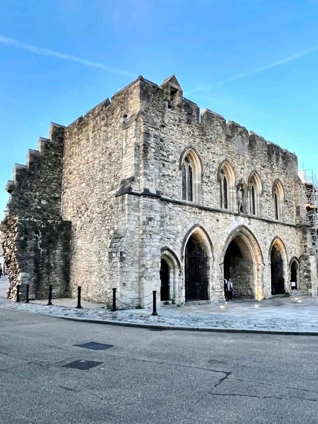 The Bargate in Southampton 🏰✨