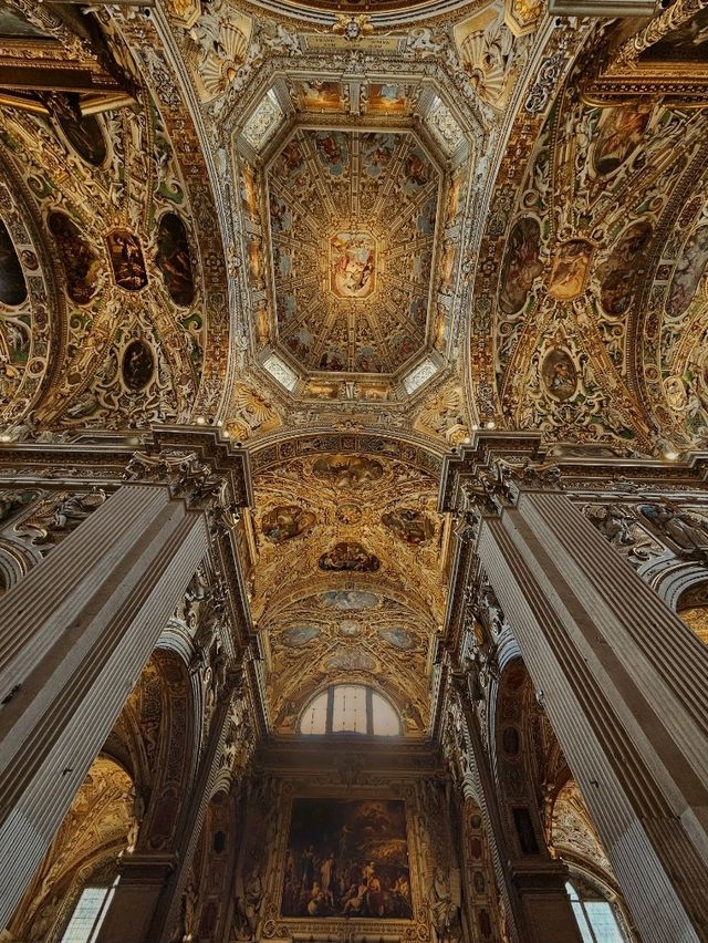 Discovering Cattedrale di Sant'Alessandro Martire in Bergamo: A Jewel of Italian Baroque