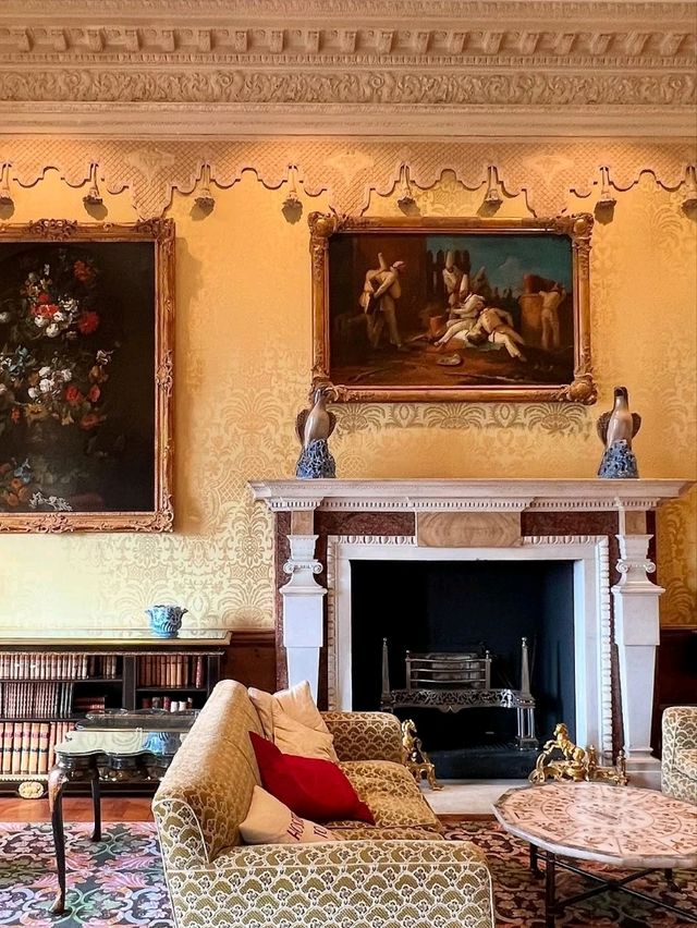  🏰🌸 “A Castle on Water: My Elegant Escape to Leeds Castle” ✨🇬🇧