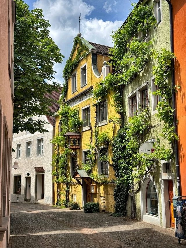 🌅 Meersburg Magic: A Fairytale Town on Lake Constance