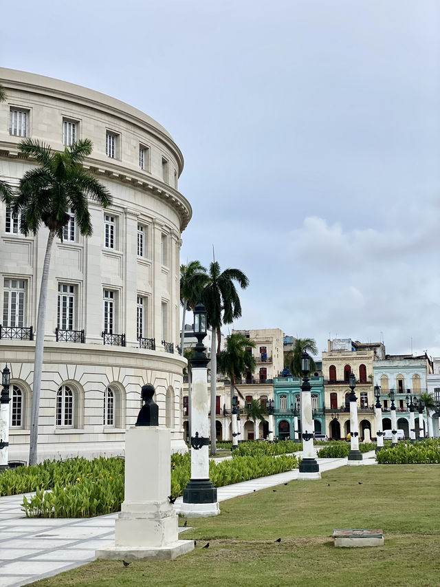 Step into Havana’s Living History: A Capitol-to-Barrio Chino Stroll Step into Havana’s Living History: A Capitol-to-Barrio Chino Stroll