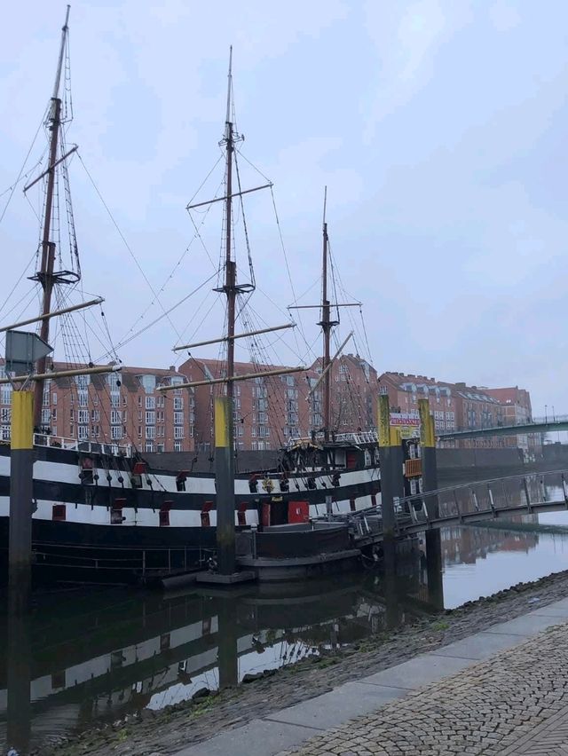 🎃 Halloween Magic in Bremen: Spooky Sights & Thrills to Do! 🧙♀️🦇 🎃 Halloween Magic in Bremen: Spooky Sights & Thrills to Do! 🧙♀️🦇