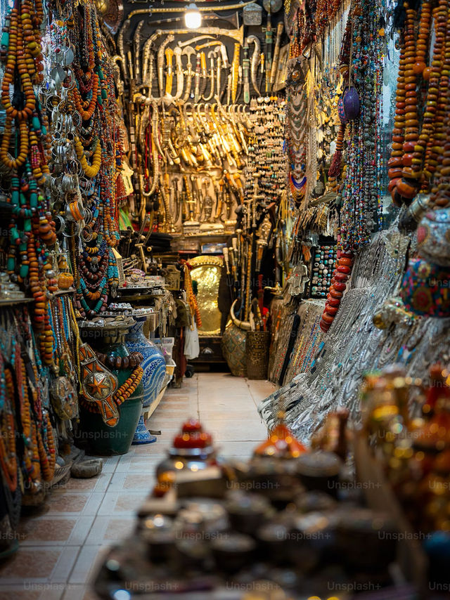 Lost in the Grand Bazaar Lost in the Grand Bazaar