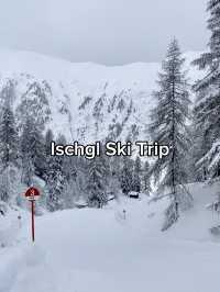 Frozen Ski Escape⛷️