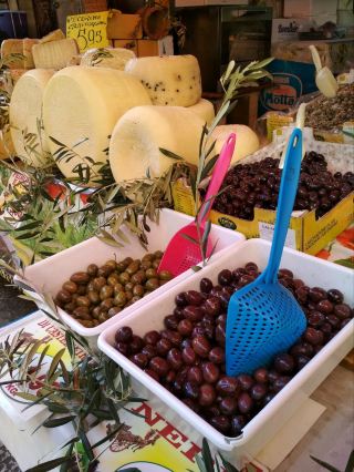 A Taste of Italy: Pizza, Pasta, the Sea, and Sicilian Sweets.
