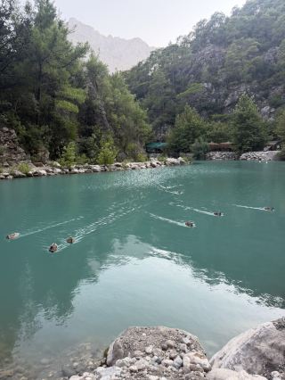 แคนยอนเกย์นุก (Göynük Kanyonu) — หุบเขาที่สวยงามใกล้เมืองเคเมอร์