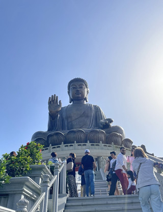 香港大嶼山昂坪寶蓮禪寺及天壇大佛。