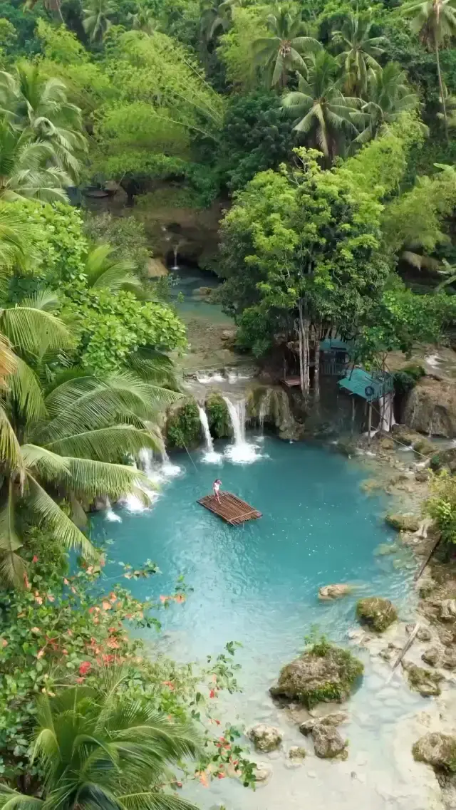 Hidden oasis in the Philippines 🌴