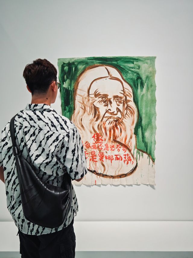 一直很喜歡西岸美術館的感覺，不管是館內的展還是沿著江邊的風景，都可以讓我在這裡放鬆一下午