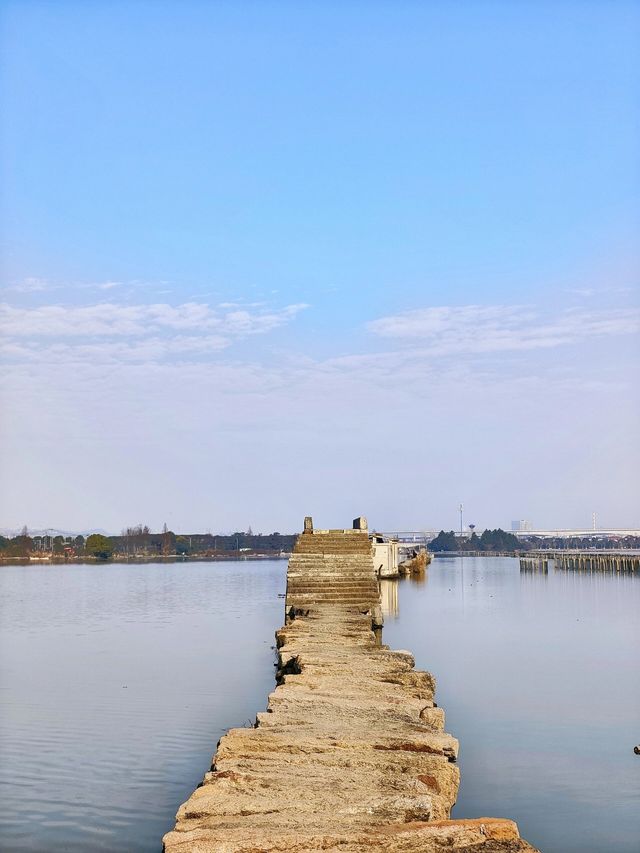 長虹臥波，看浙江“最美湖泊”——犭央（Ang）犭茶（Sa）湖