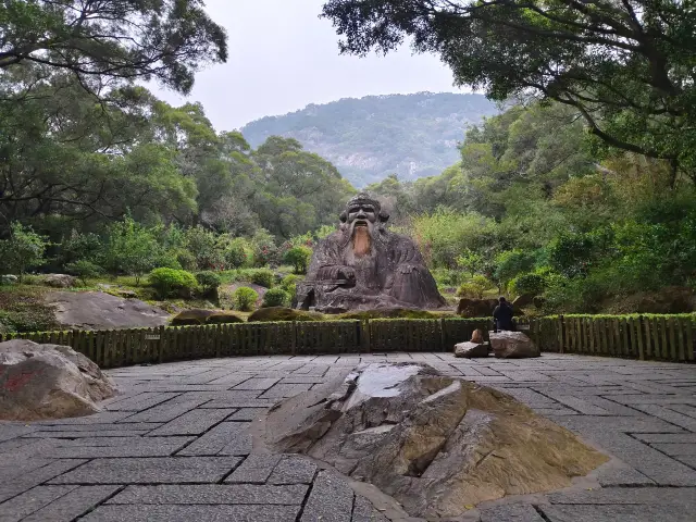 เช้านี้ไปเดินเล่นที่ภูเขาชิงหยวน