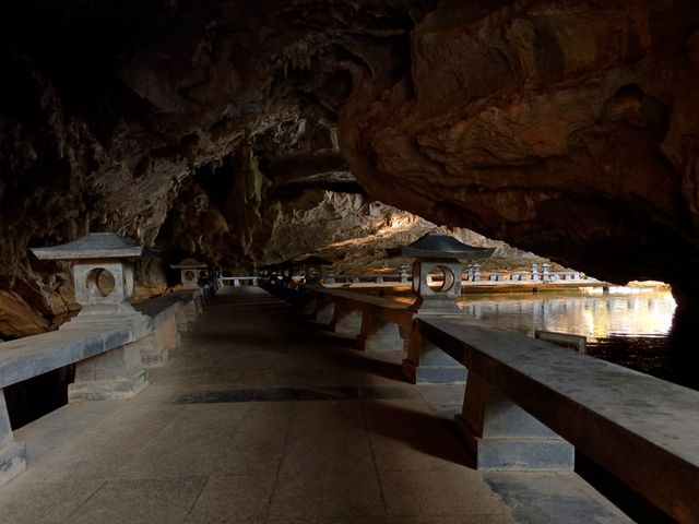 壺山岩洞