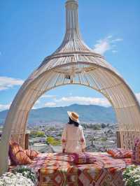 Lijiang Family Trip | Discovered a Fairy-tale Restaurant Overlooking the Panoramic View of the Ancient City