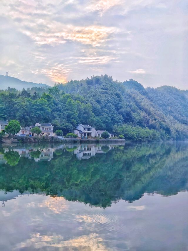 皖南川藏線~儲家灘晨景