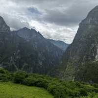 Shangri la gorge, Balegezong