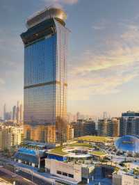 🌴🏰 Luxe Dubai Escapes: St. Regis Palm Jumeirah 🛍️🌊