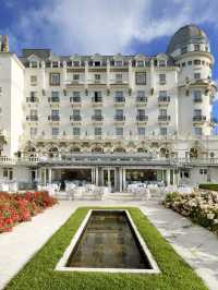🌟 Santander's Stellar Stays: Eurostars Hotel Real! 🌊🛏️