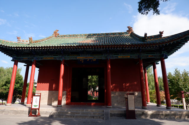 解州關帝廟，跟隨孫悟空遊覽這座古建築。