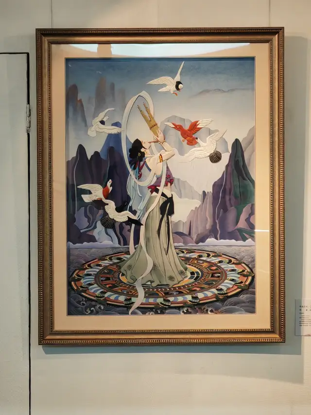 堆錦繡彩上春山——北京市補繡專項人才培養優秀作品展。