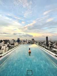 曼谷·素坤逸59/1 Soi Sukhumvit。