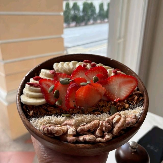 Huge cafe