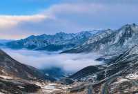 2025年貢嘎雪山該怎麼遊玩，海拔多少？