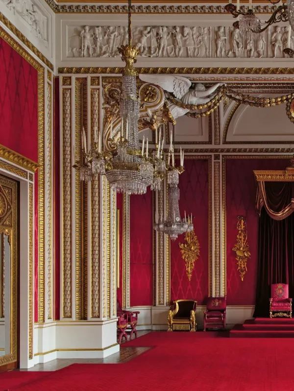 Explore the Intriguing Interiors of Buckingham Palace