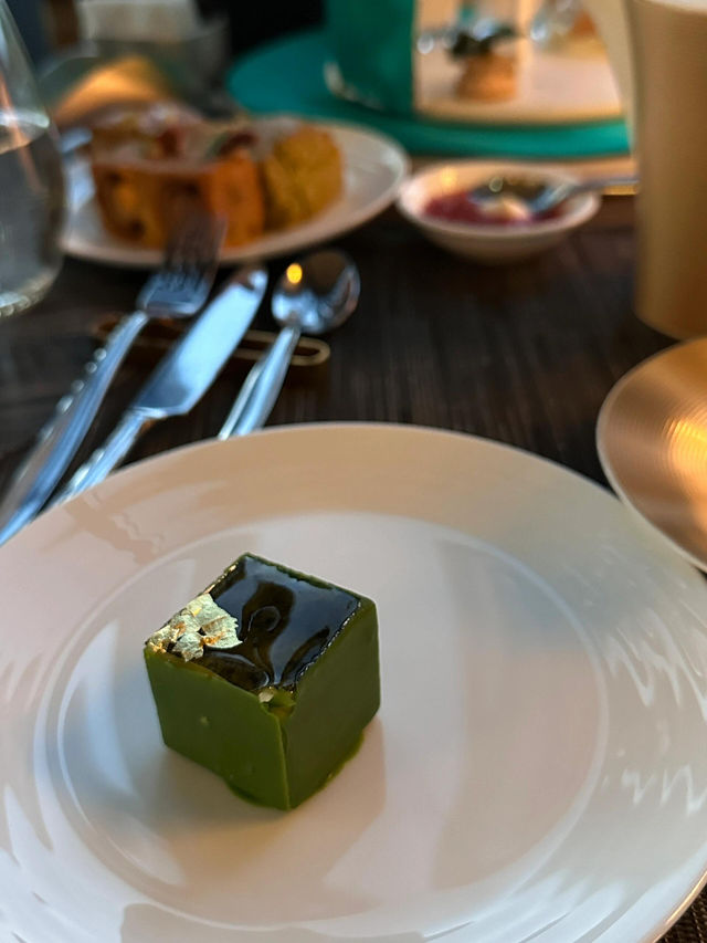 大阪必訪 | 康萊德酒店高層絕美下午茶