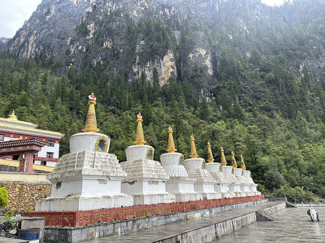 去香格里拉唔嚟呢度等於白行一趟