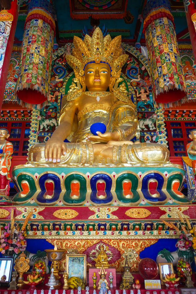 青海之旅｜邂逅龍羊峽當家寺，聆聽心靈梵音
