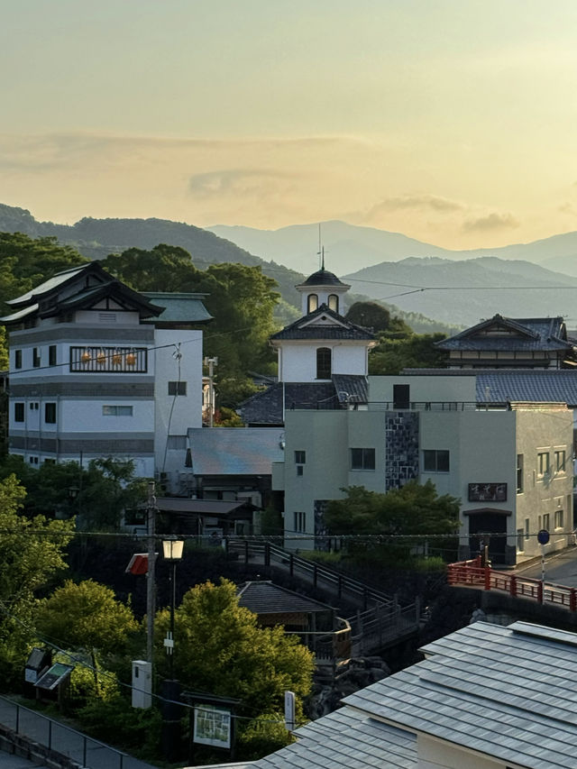 修善寺嘅新井旅館令浸溫泉睇螢火蟲變得輕鬆愜意