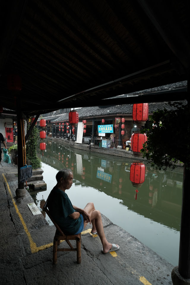 煙雨洗青簷，初夏邂南潯