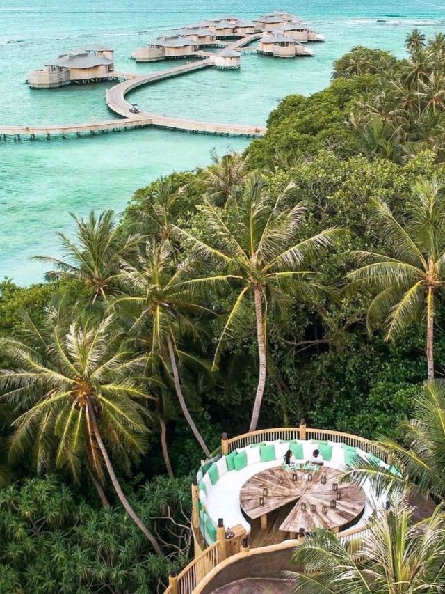 Amazingly Beautiful Soneva Fushi Resort