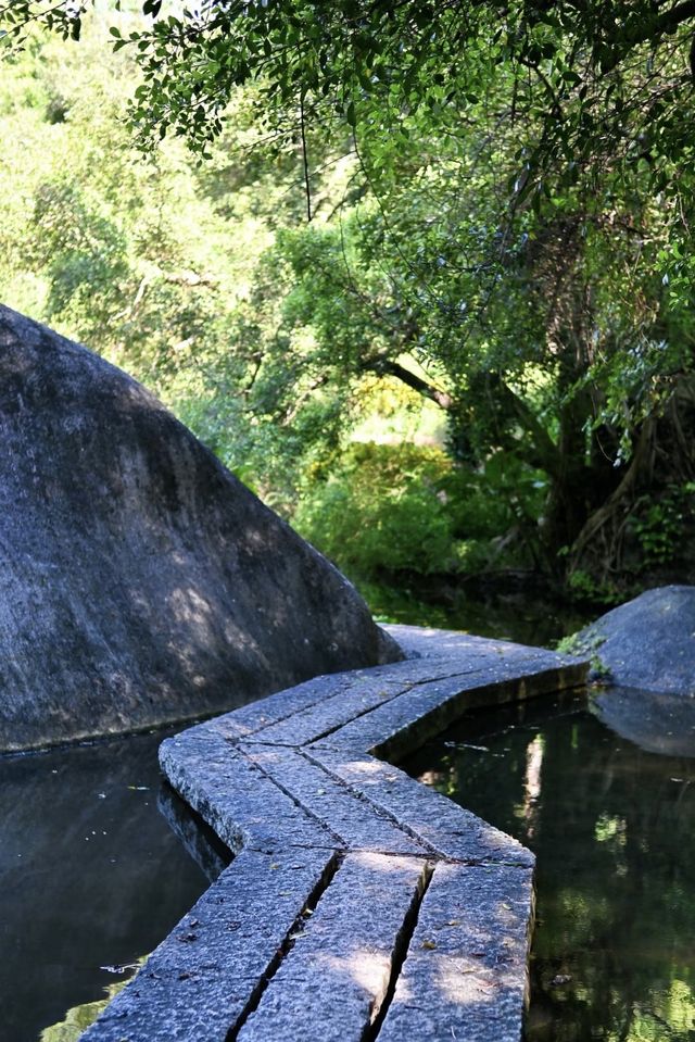 廈門植物園藏寺記：尋三古剎，遇“小祈年殿”