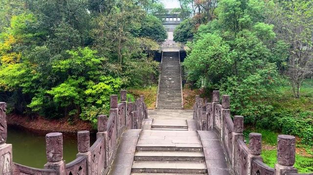 臺灣省桃源縣旅遊攻略 交通指南 從北京出發可搭乘南方航空CZ5311航班,08:15起飛,10: 臺灣省桃源縣旅遊攻略 交通指南 從北京出發可搭乘南方航空CZ5311航班,08:15起飛,10: