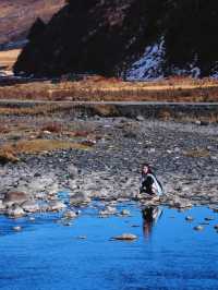 日照金山，雪山彩林，我在川西的油畫世界拍大片！