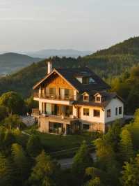 秋日遛娃天花板！莫干山紅楓秘境親子遊攻略