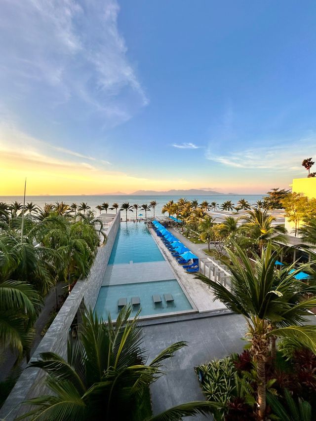 Dreamy Sunsets at Hotel Explorar 🌅