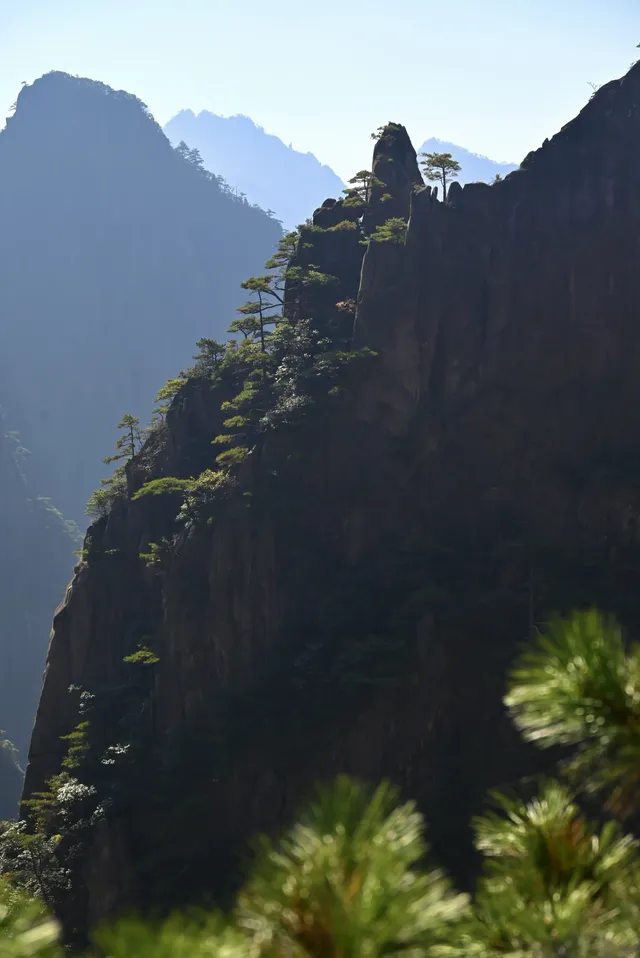 黃山(二) | 松與石 黃山(二) | 松與石
