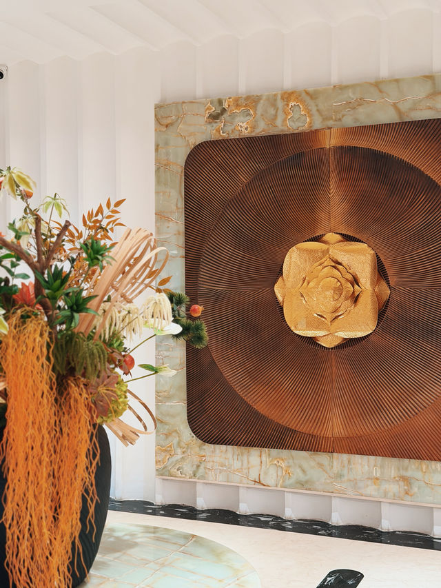 版納 | 在機場附近住進南洋風情酒店 從機場打車10分鐘左右就到,剛好晚上的飛機就不用舟車勞頓了。 版納 | 在機場附近住進南洋風情酒店 從機場打車10分鐘左右就到,剛好晚上的飛機就不用舟車勞頓了。