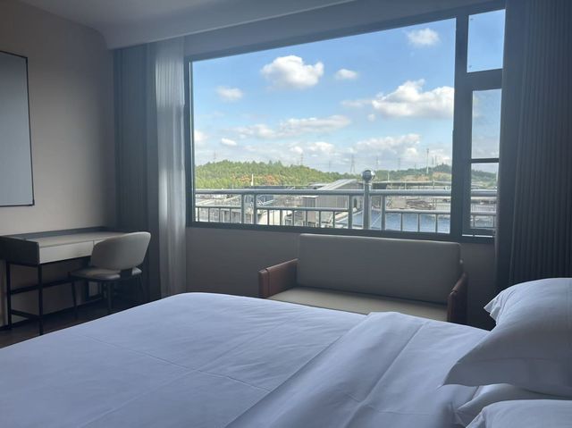 白雲在我窗前 白雲在我窗前