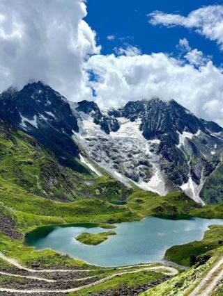 林芝・ボミの旧墨脱公路をハイキング、氷河＋3つの湖！