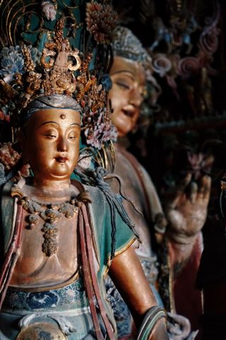 山西小眾寺廟天花板！167㎡藏2000尊彩塑，美到窒息