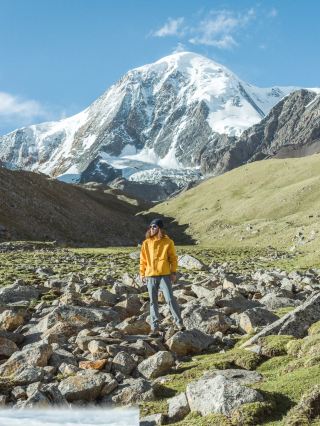拉薩出發2小時這座7000米雪山