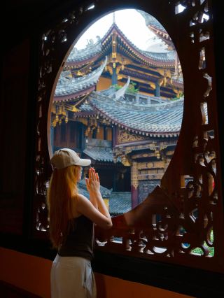 重慶羅漢寺|CBDの中の千年の禅意の結界